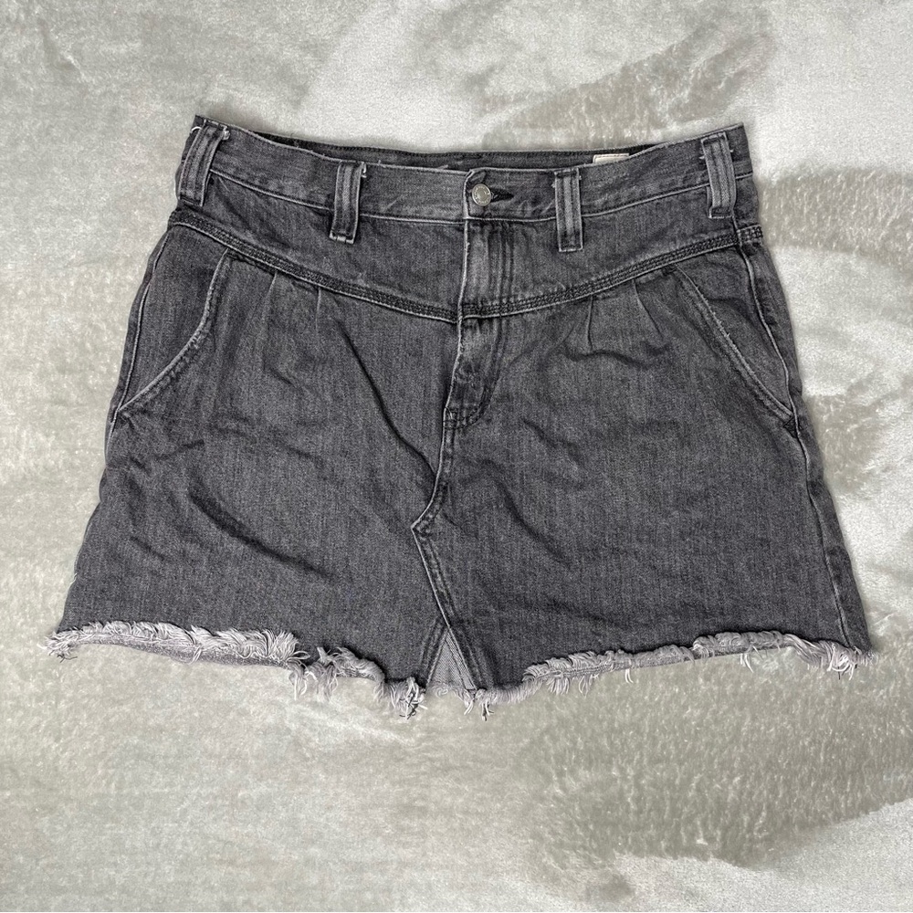 Free People We The Free Black Denim Mini Skirt Raw Hem Size 31 High Rise